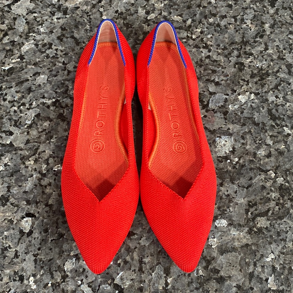NWOB red Rothy’s size 7